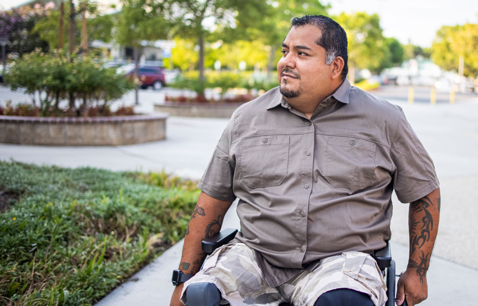 Our expanding testing portfolio enables you to improve the health and lives of patients living with diseases such as Alzheimer’s, ALS, and multiple sclerosis. 